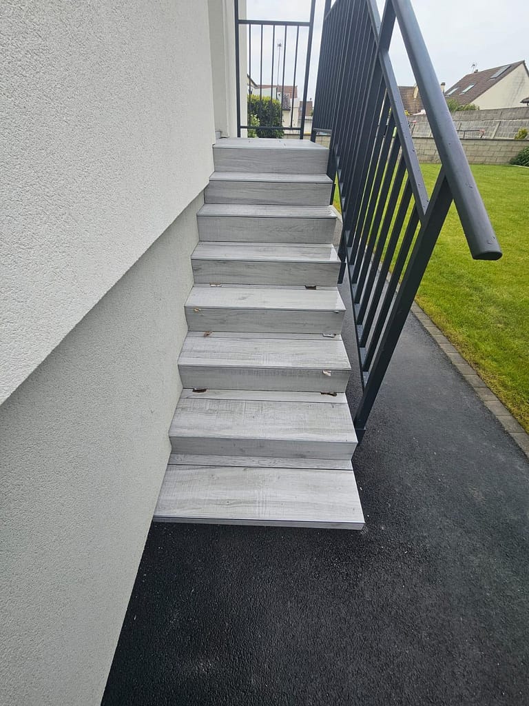 Pose de carrelage extérieur à Caen